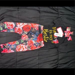 Floral “mommy is my bestie” set